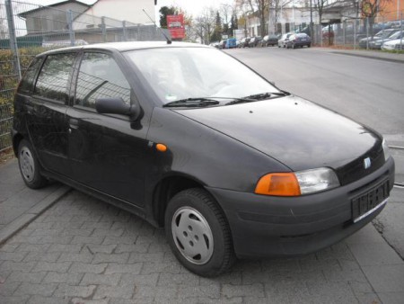 Fiat Punto Rv. 94 -99 náhradní díly - dobré ceny
